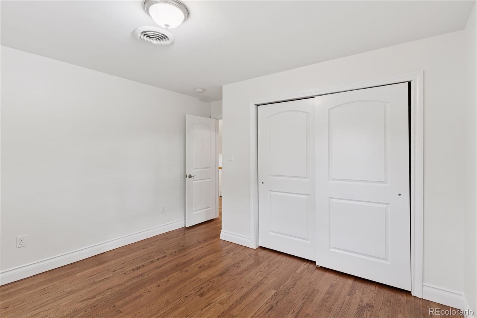 MLS Image #22 for 3190 s detroit street,denver, Colorado