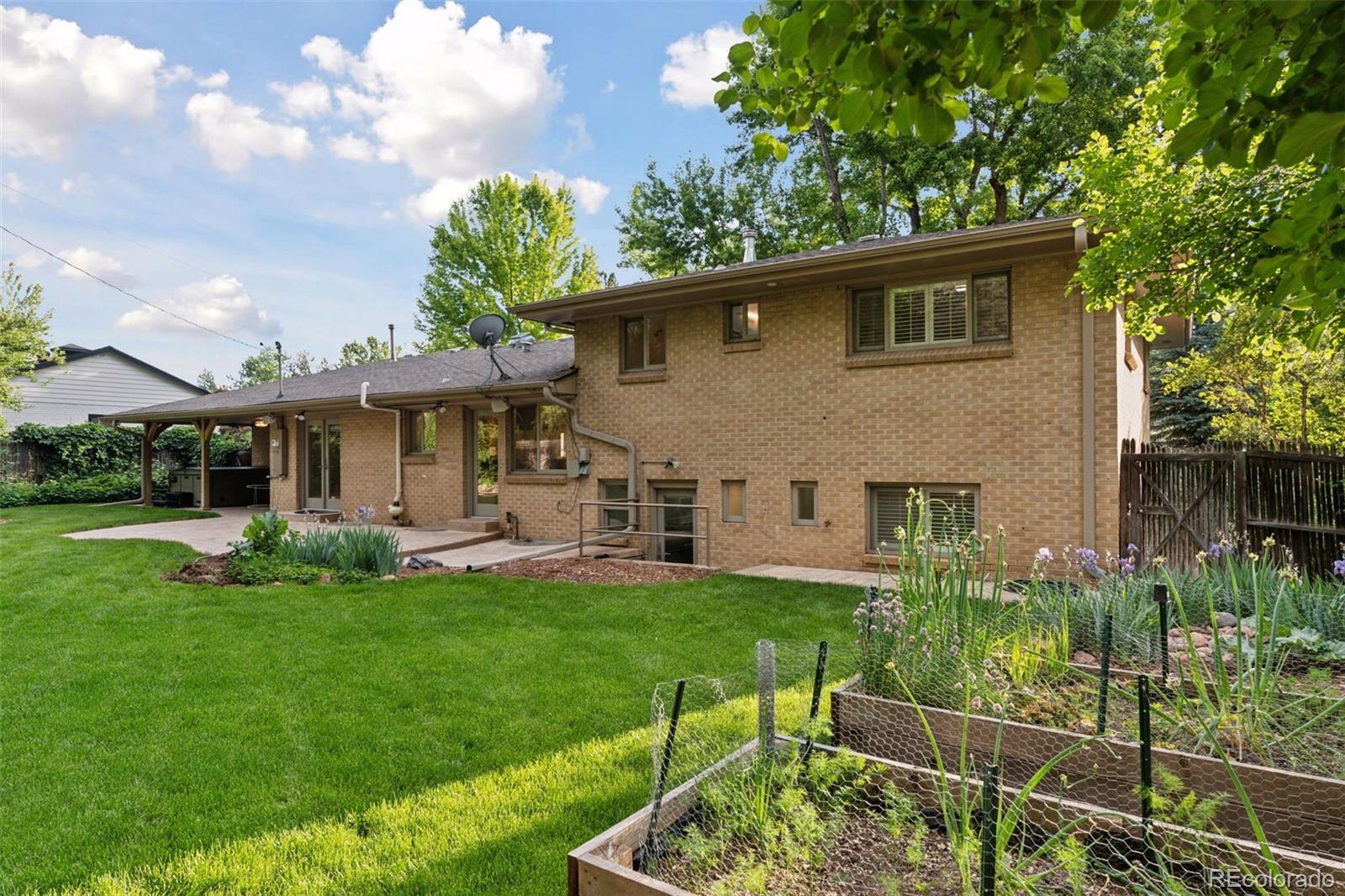 MLS Image #44 for 3190 s detroit street,denver, Colorado
