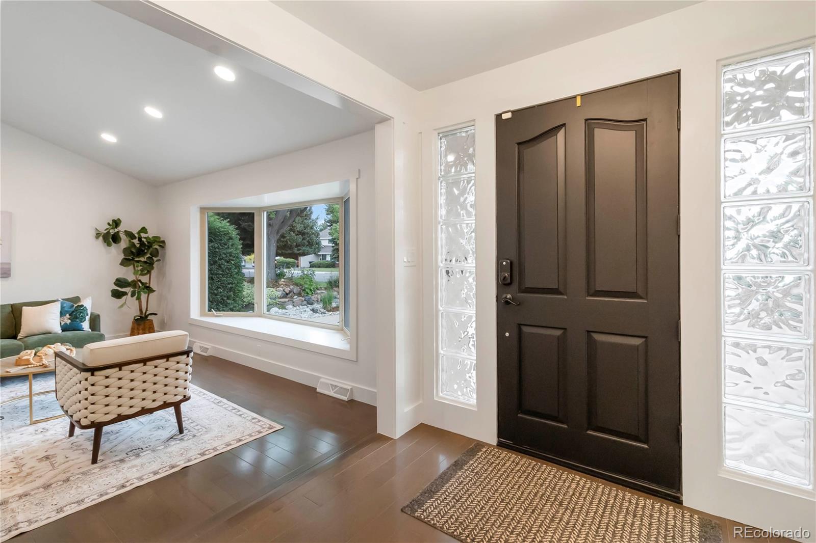 MLS Image #2 for 6581 e heritage place,englewood, Colorado