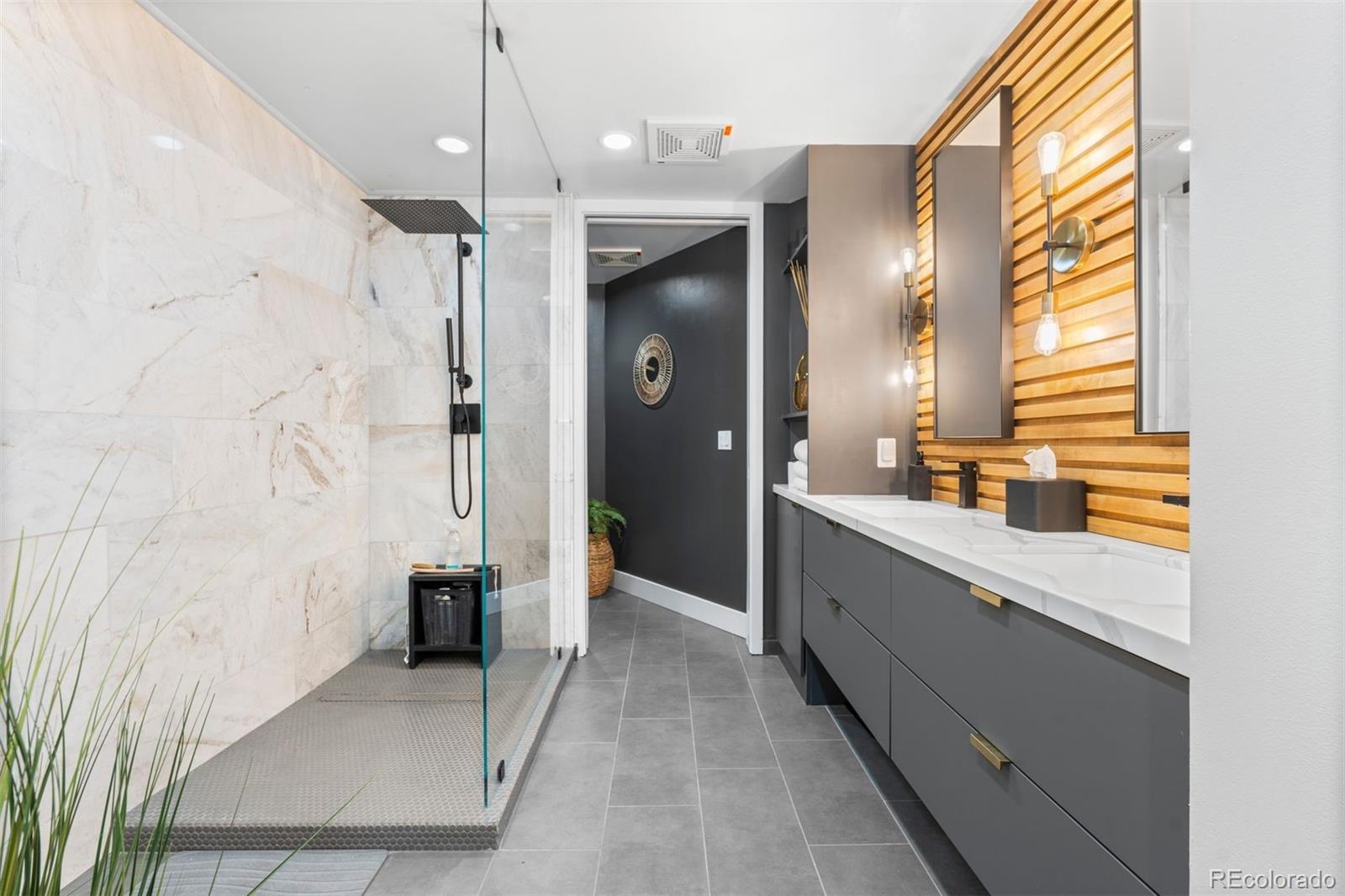 MLS Image #13 for 333 s monroe street,denver, Colorado
