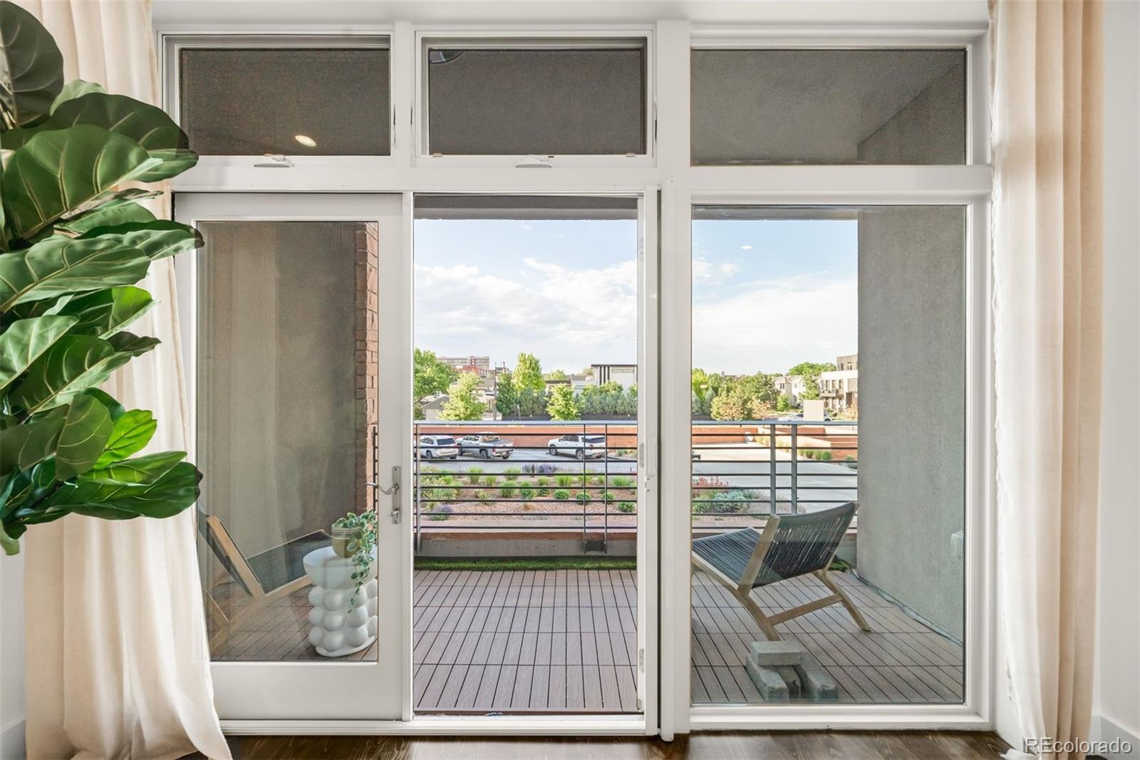 MLS Image #5 for 333 s monroe street,denver, Colorado