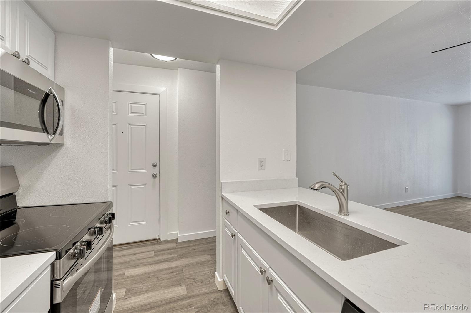 MLS Image #15 for 4283 s salida way,aurora, Colorado