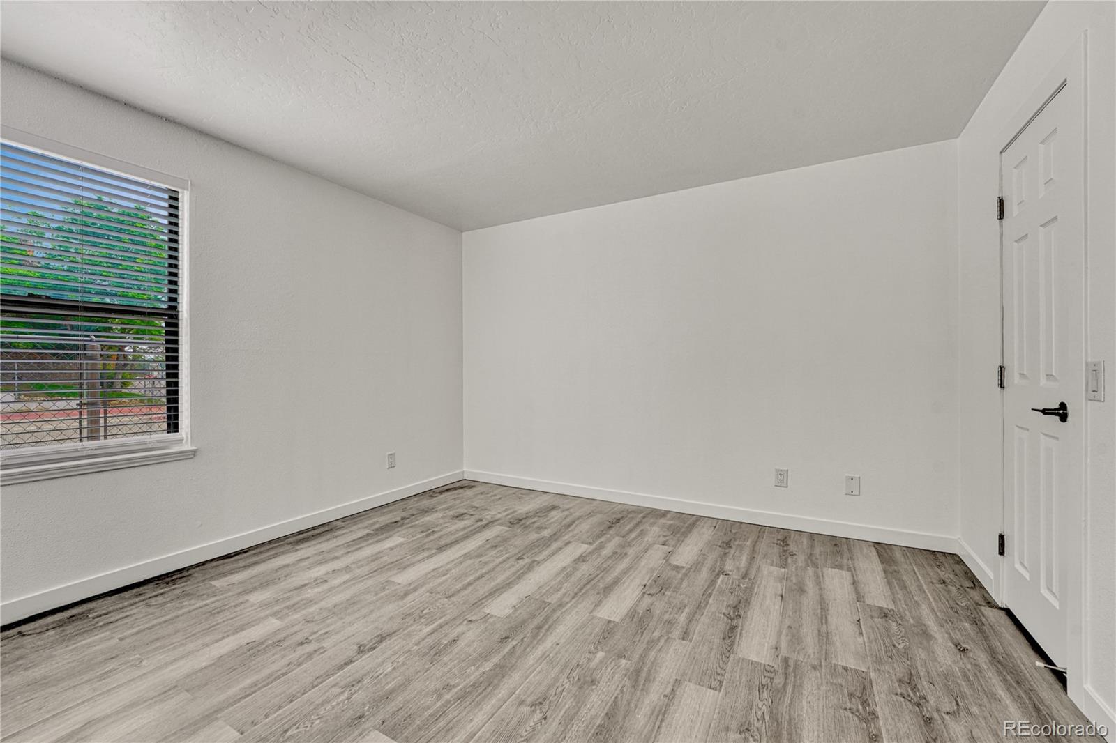MLS Image #16 for 4283 s salida way,aurora, Colorado