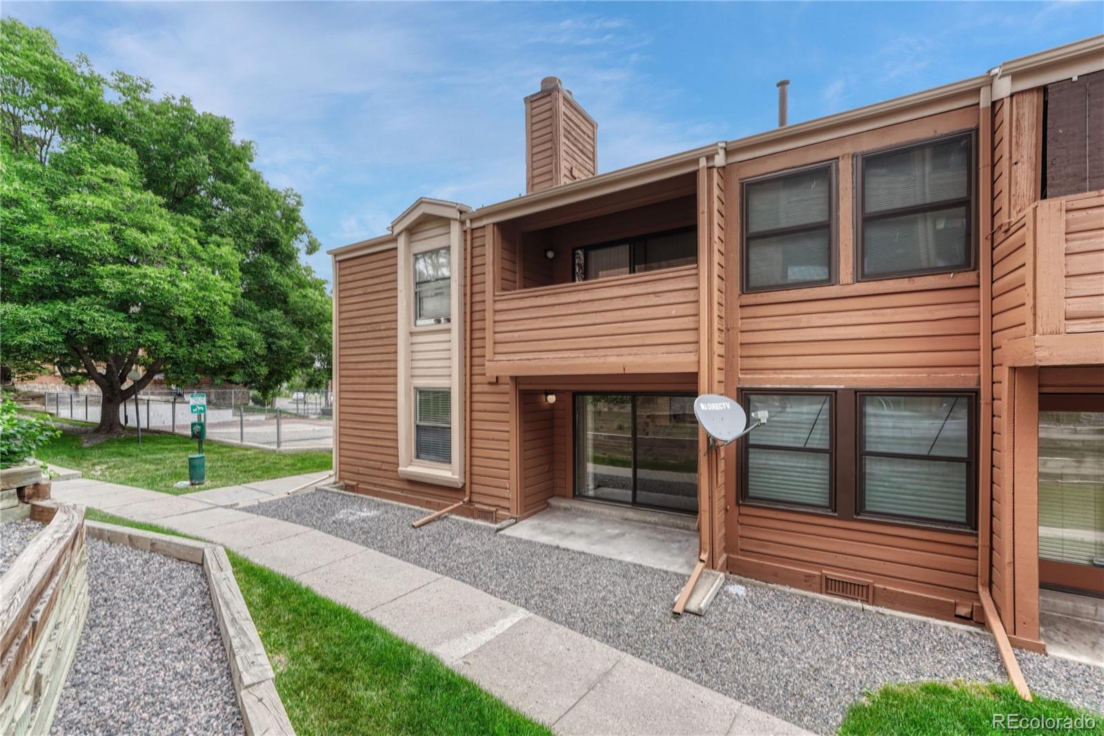 MLS Image #3 for 4283 s salida way,aurora, Colorado