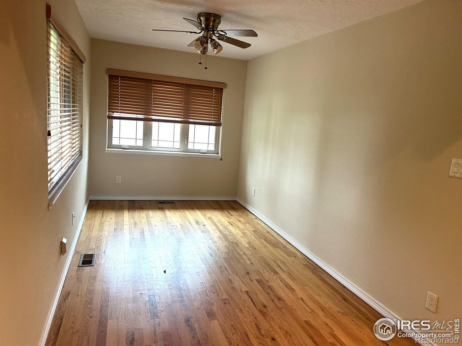 MLS Image #17 for 33180  pikes peak drive,greeley, Colorado