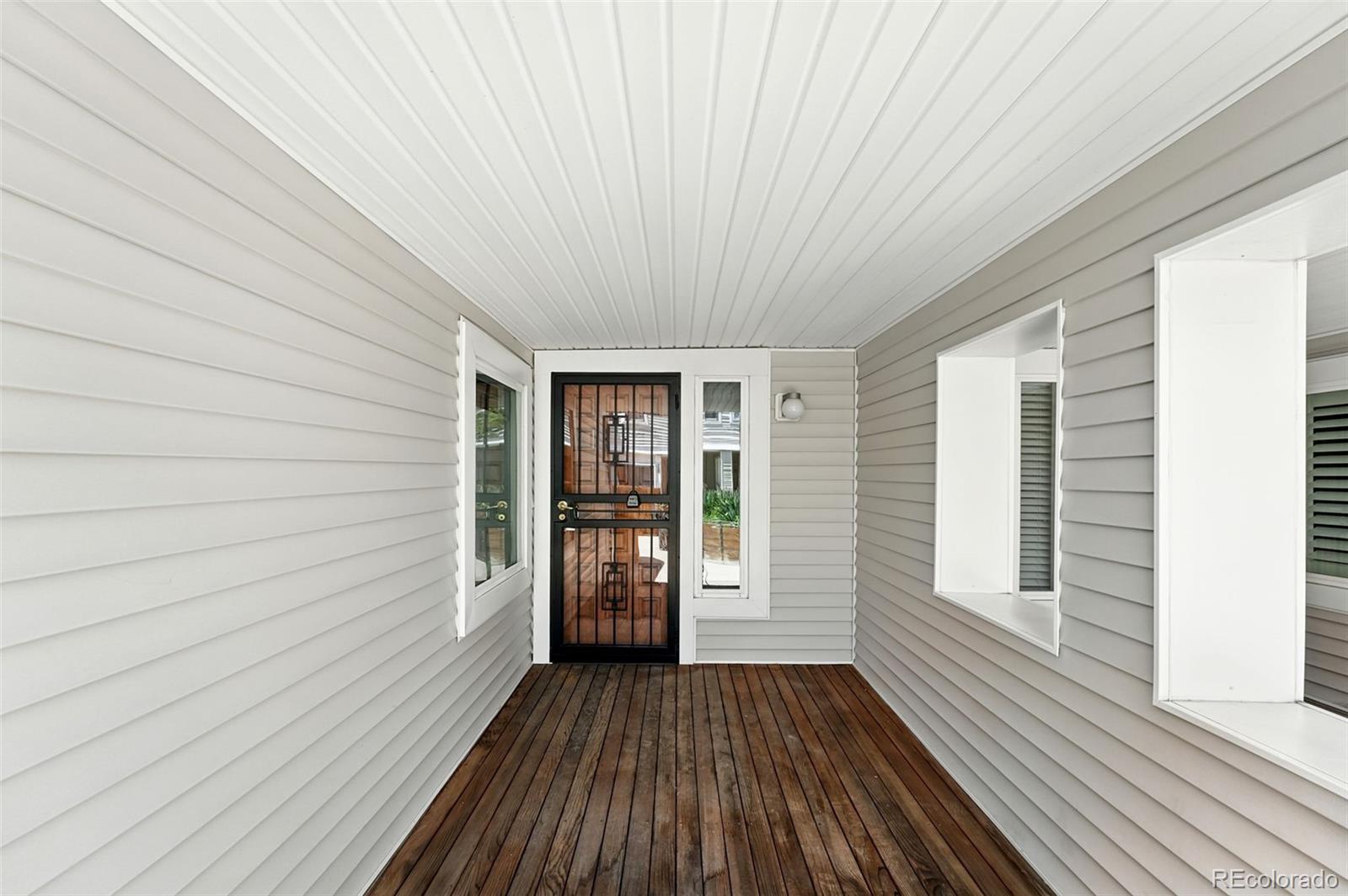 MLS Image #2 for 1050 s monaco parkway,denver, Colorado