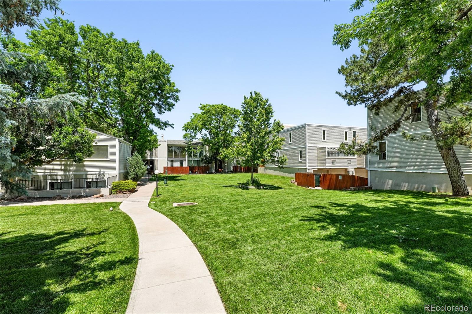 MLS Image #30 for 1050 s monaco parkway,denver, Colorado