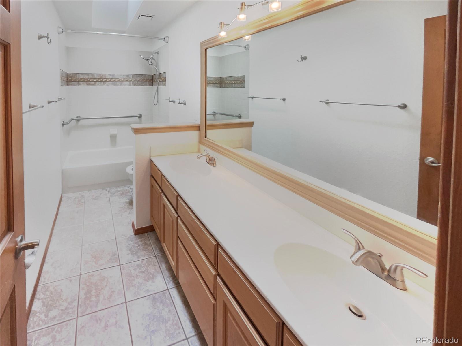 MLS Image #6 for 584 w prestwick way,castle rock, Colorado