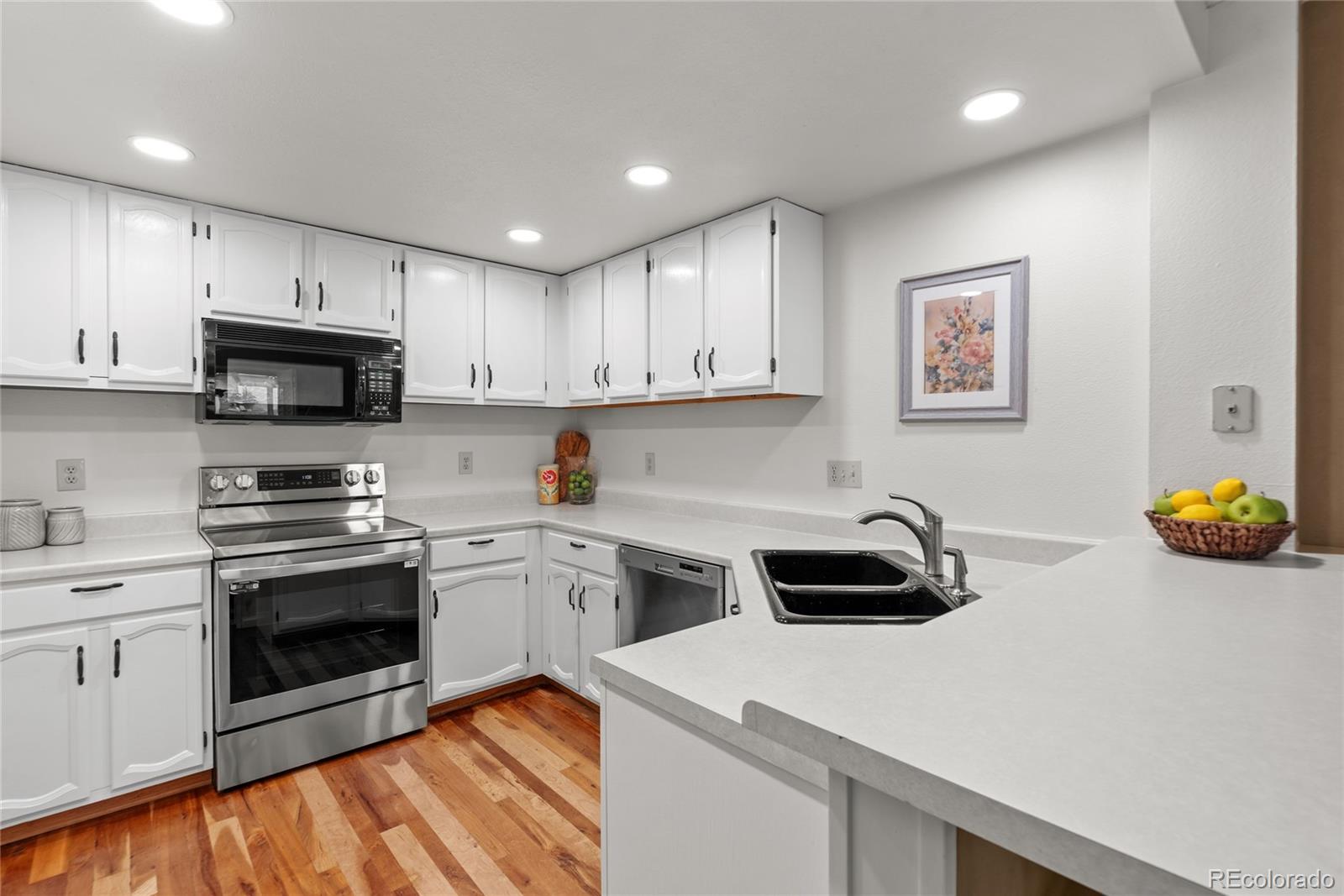 MLS Image #11 for 2181 e phillips lane,centennial, Colorado