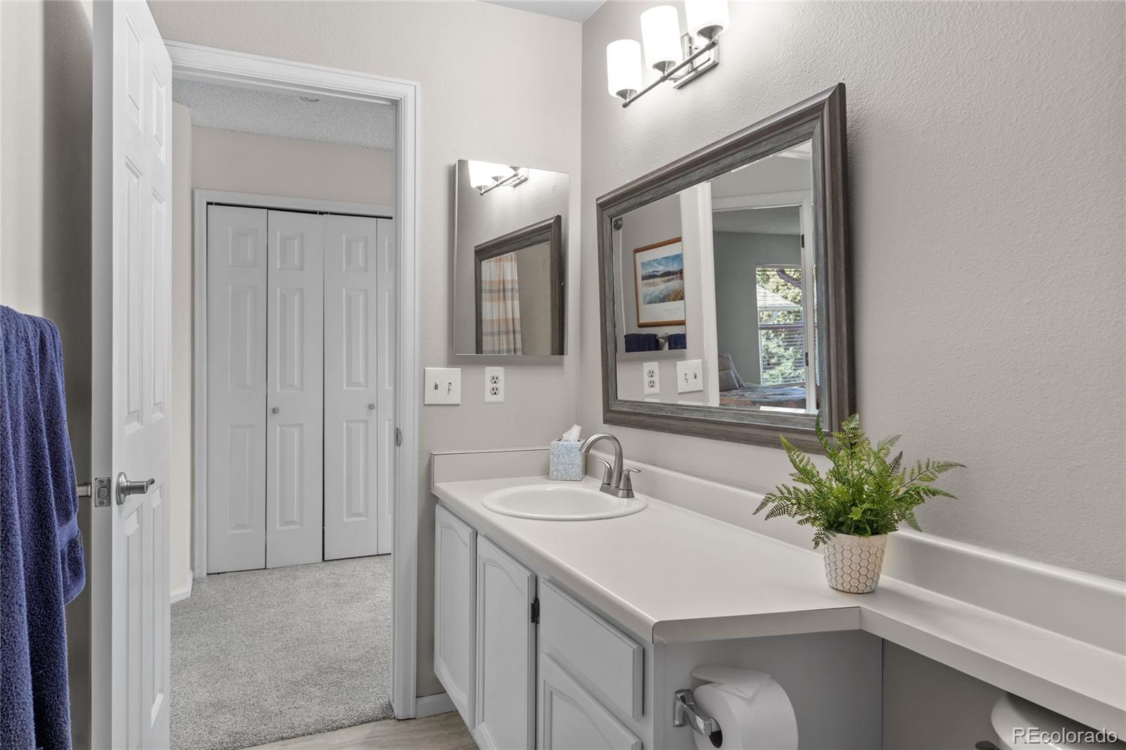 MLS Image #27 for 2181 e phillips lane,centennial, Colorado
