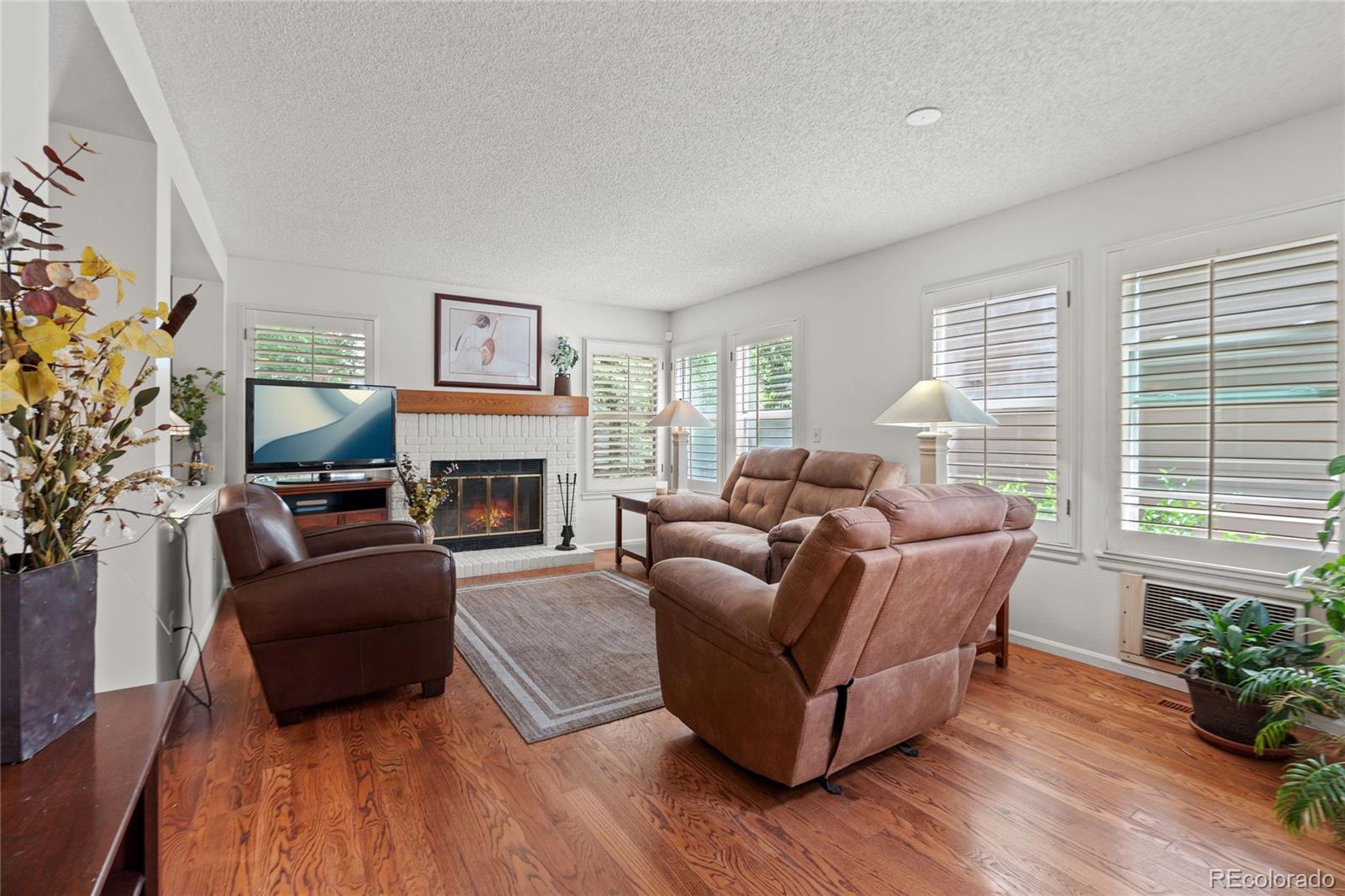 MLS Image #5 for 2181 e phillips lane,centennial, Colorado
