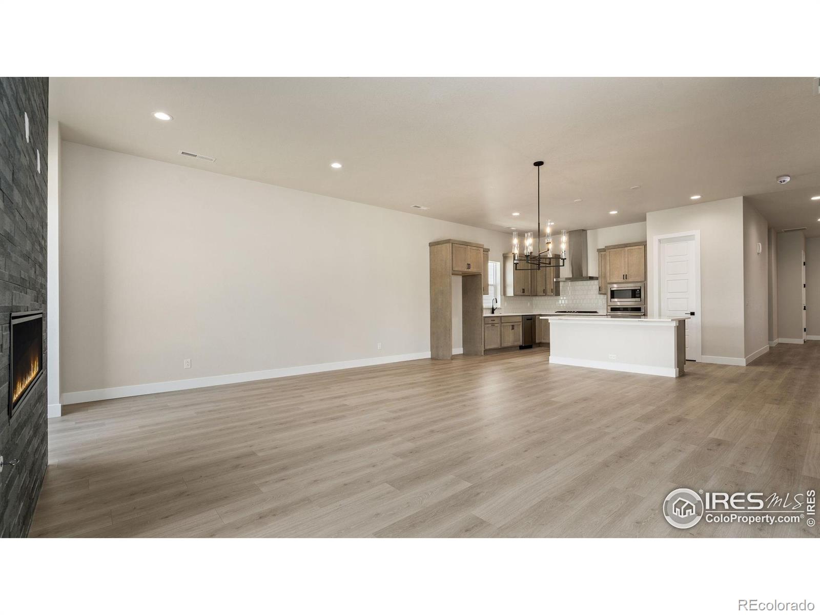 MLS Image #8 for 1780  barefoot drive,windsor, Colorado