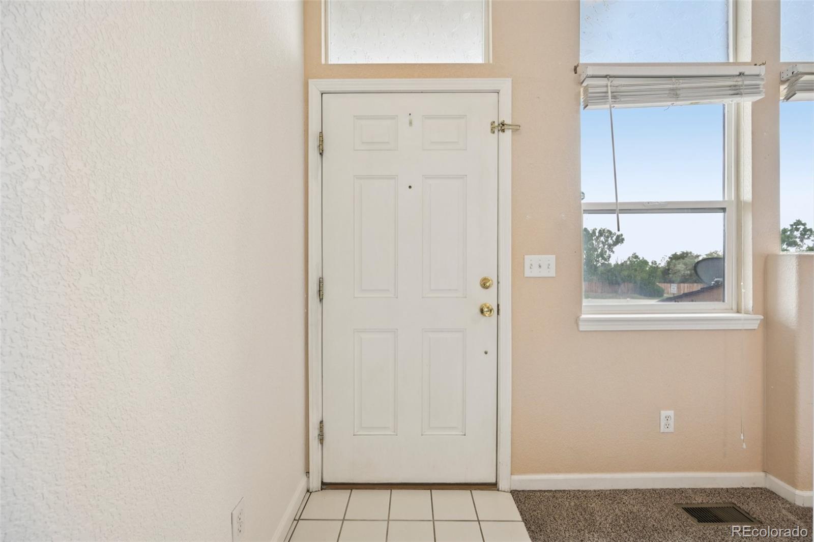 MLS Image #9 for 9770  dahlia lane ,thornton, Colorado