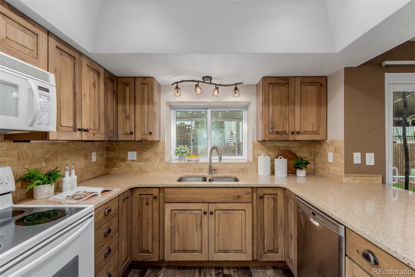 MLS Image #9 for 6119  zenobia court,arvada, Colorado