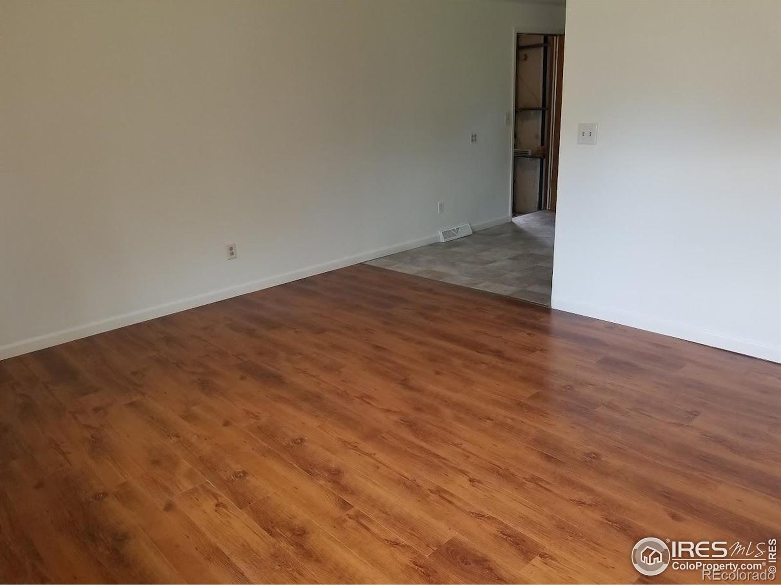 MLS Image #3 for 829  hubbard drive,longmont, Colorado