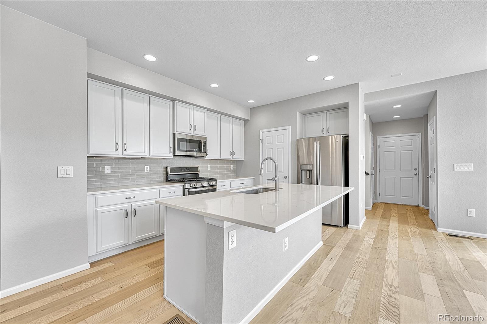 MLS Image #6 for 7277 w adriatic circle,lakewood, Colorado
