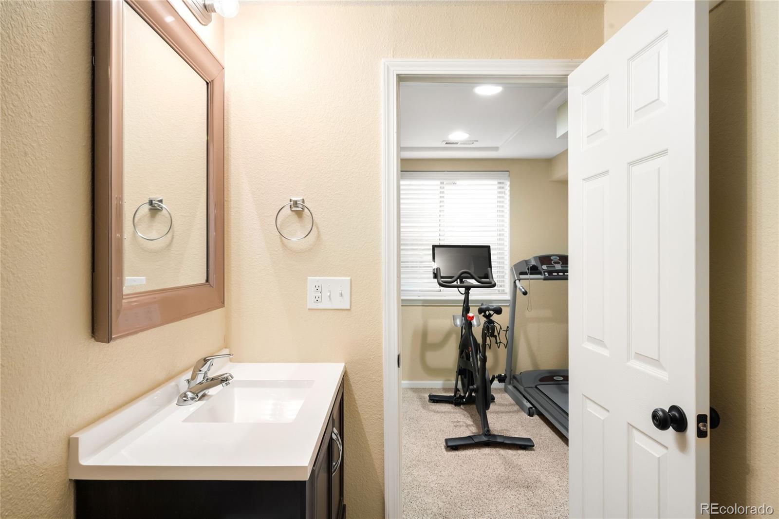 MLS Image #28 for 20389 e powers place,centennial, Colorado