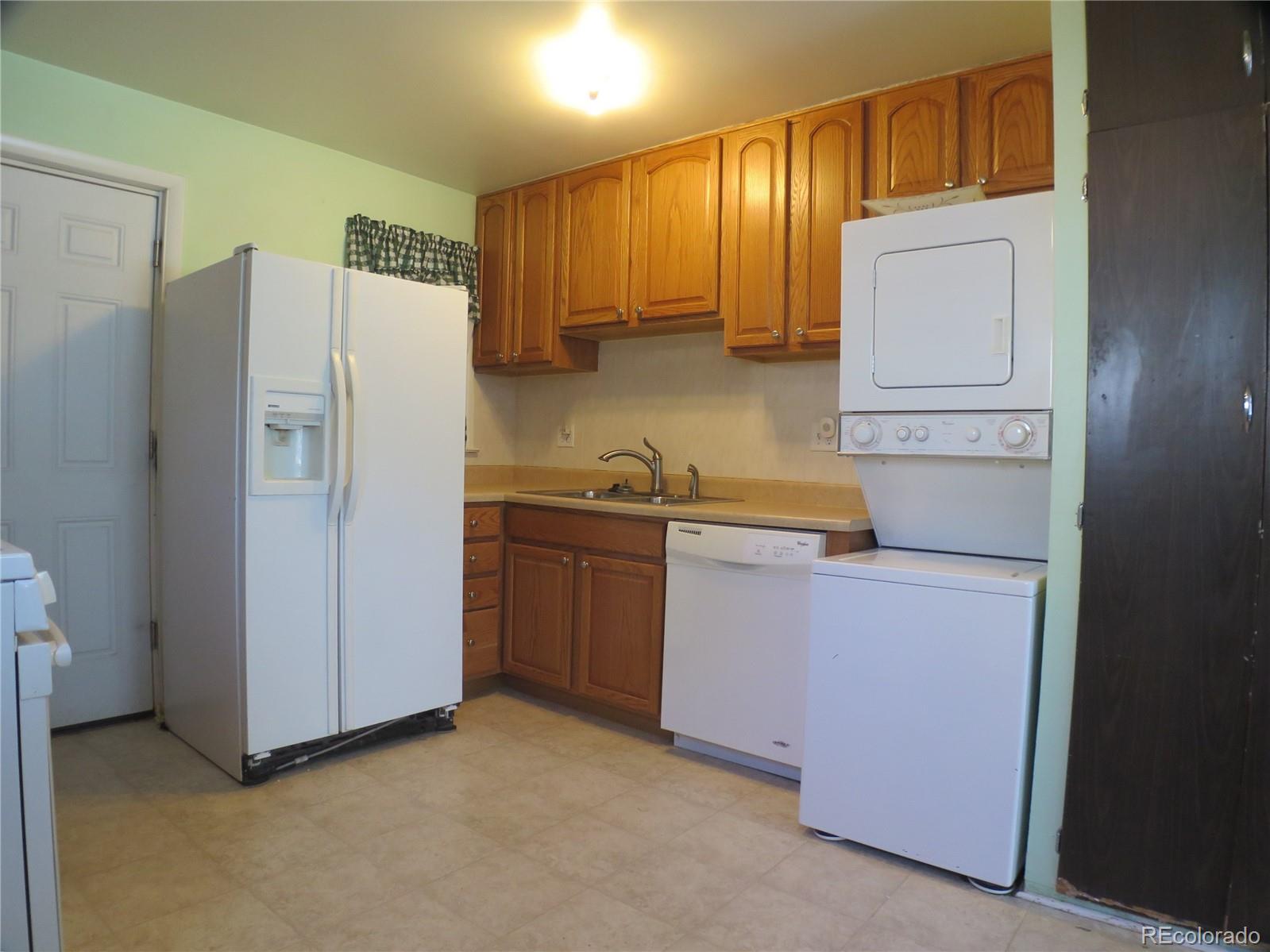 MLS Image #5 for 875  kenton street,aurora, Colorado