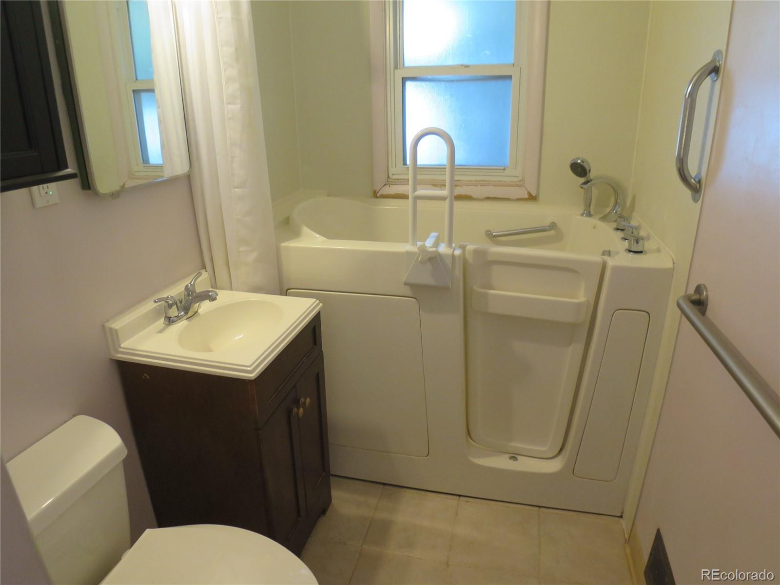 MLS Image #6 for 875  kenton street,aurora, Colorado