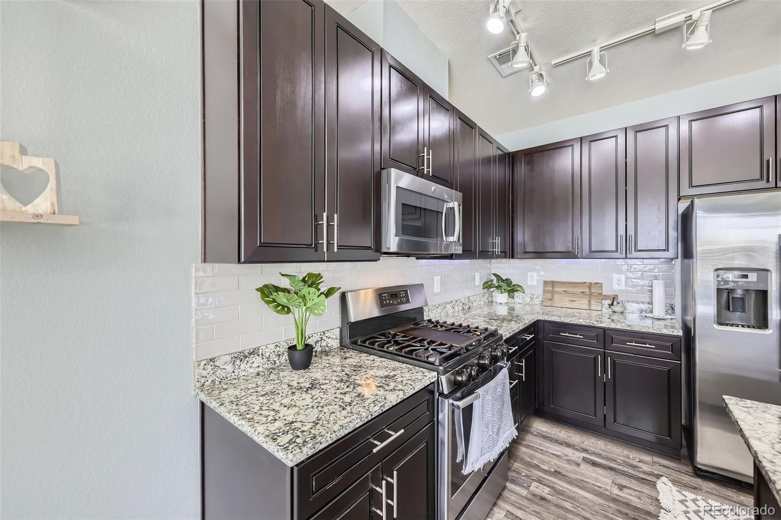MLS Image #11 for 12910  grant circle,thornton, Colorado