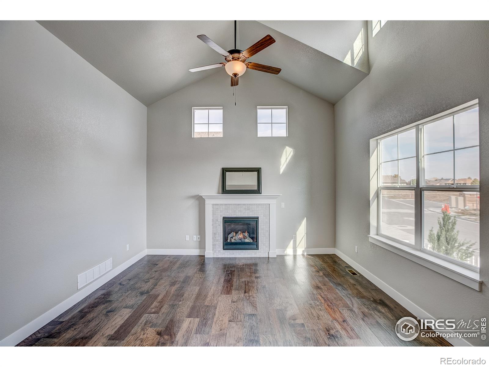 CMA Image for 210  High Point Drive,Longmont, Colorado