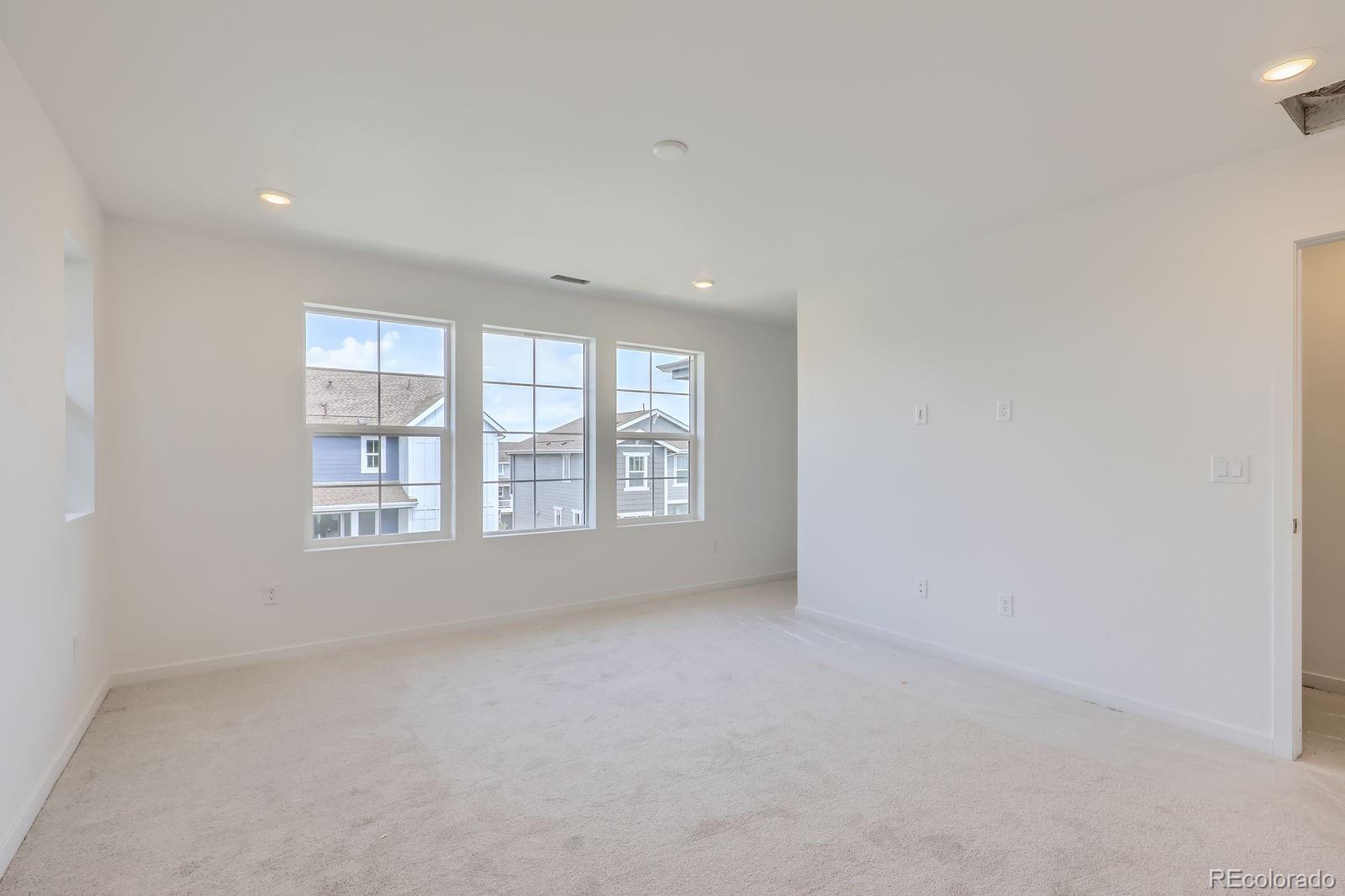 MLS Image #6 for 6747 e 149th avenue,thornton, Colorado