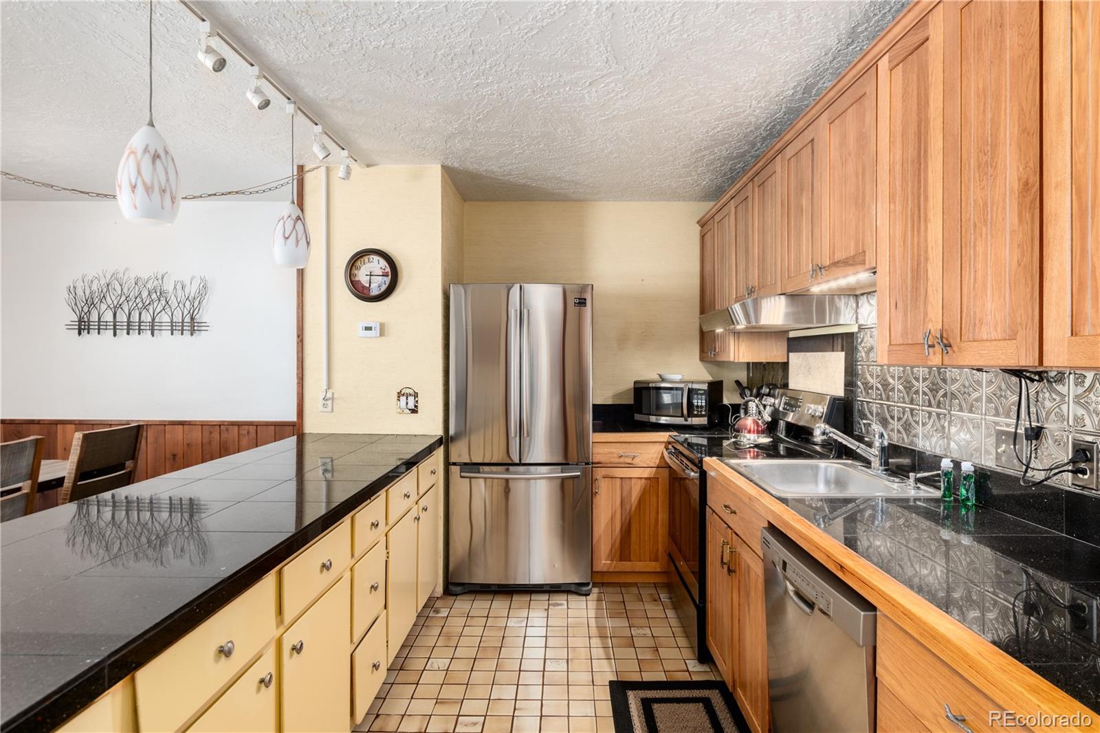 MLS Image #13 for 1127  9000 road,frisco, Colorado