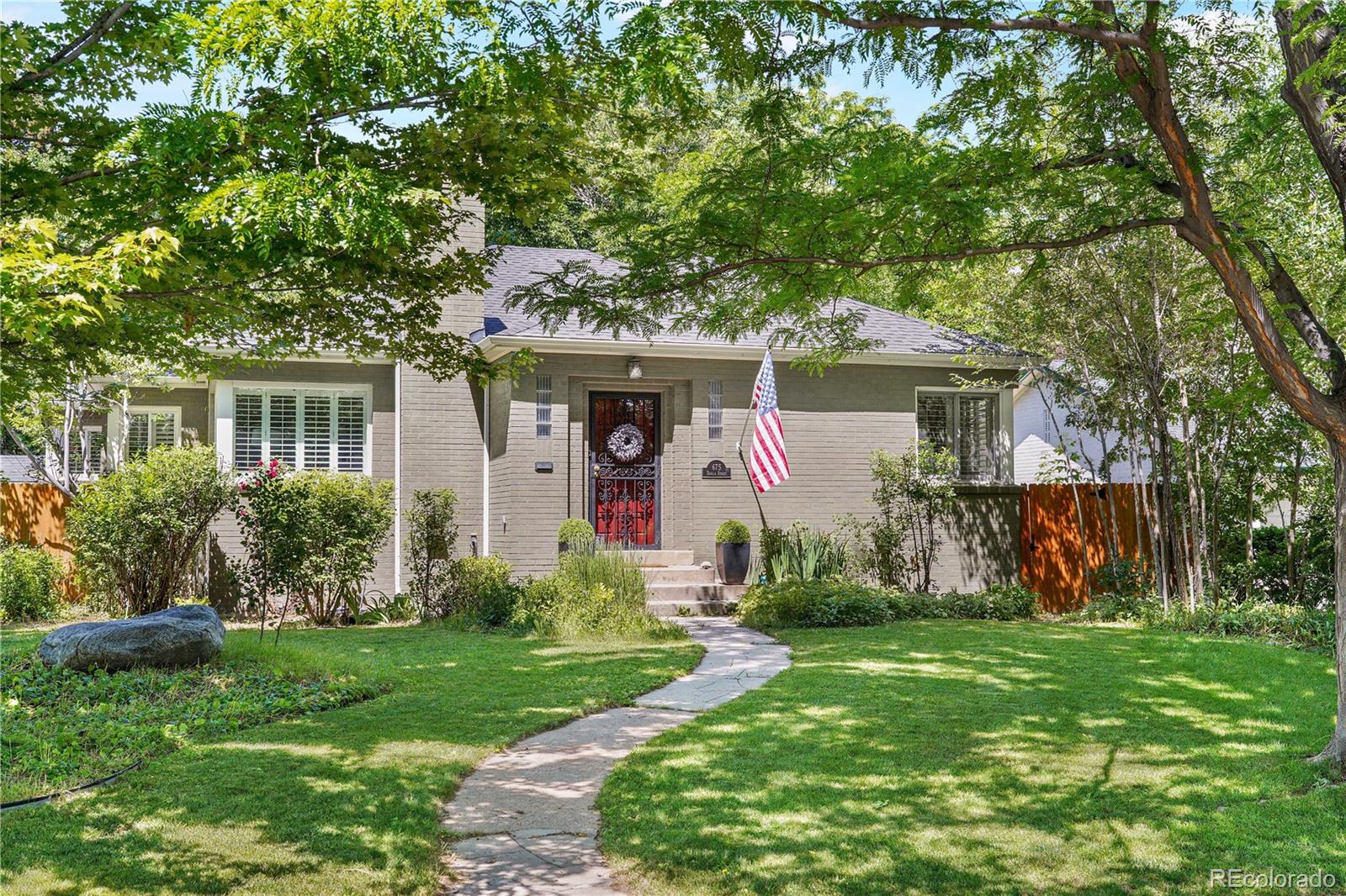 MLS Image #2 for 675  dahlia street,denver, Colorado