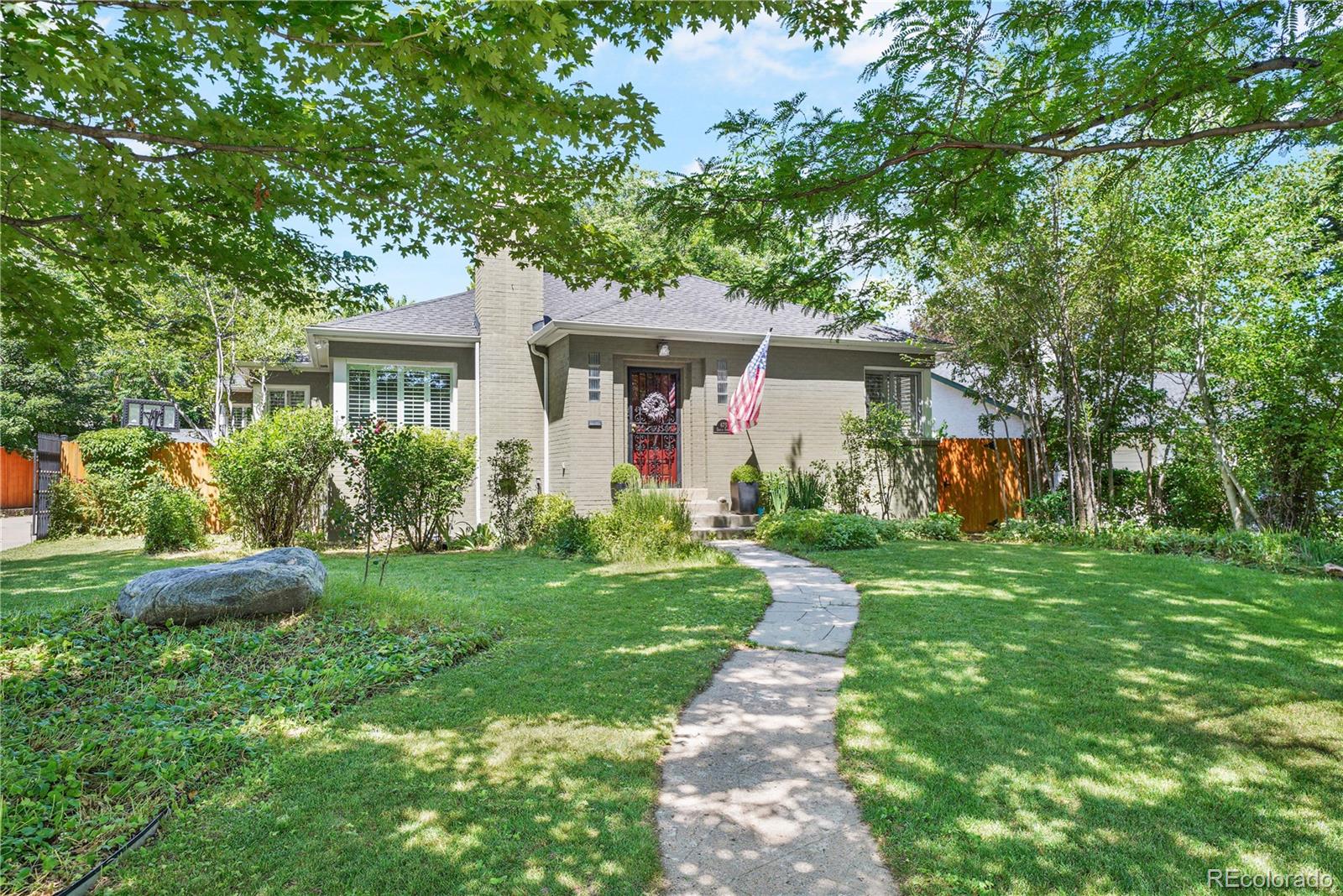 MLS Image #3 for 675  dahlia street,denver, Colorado