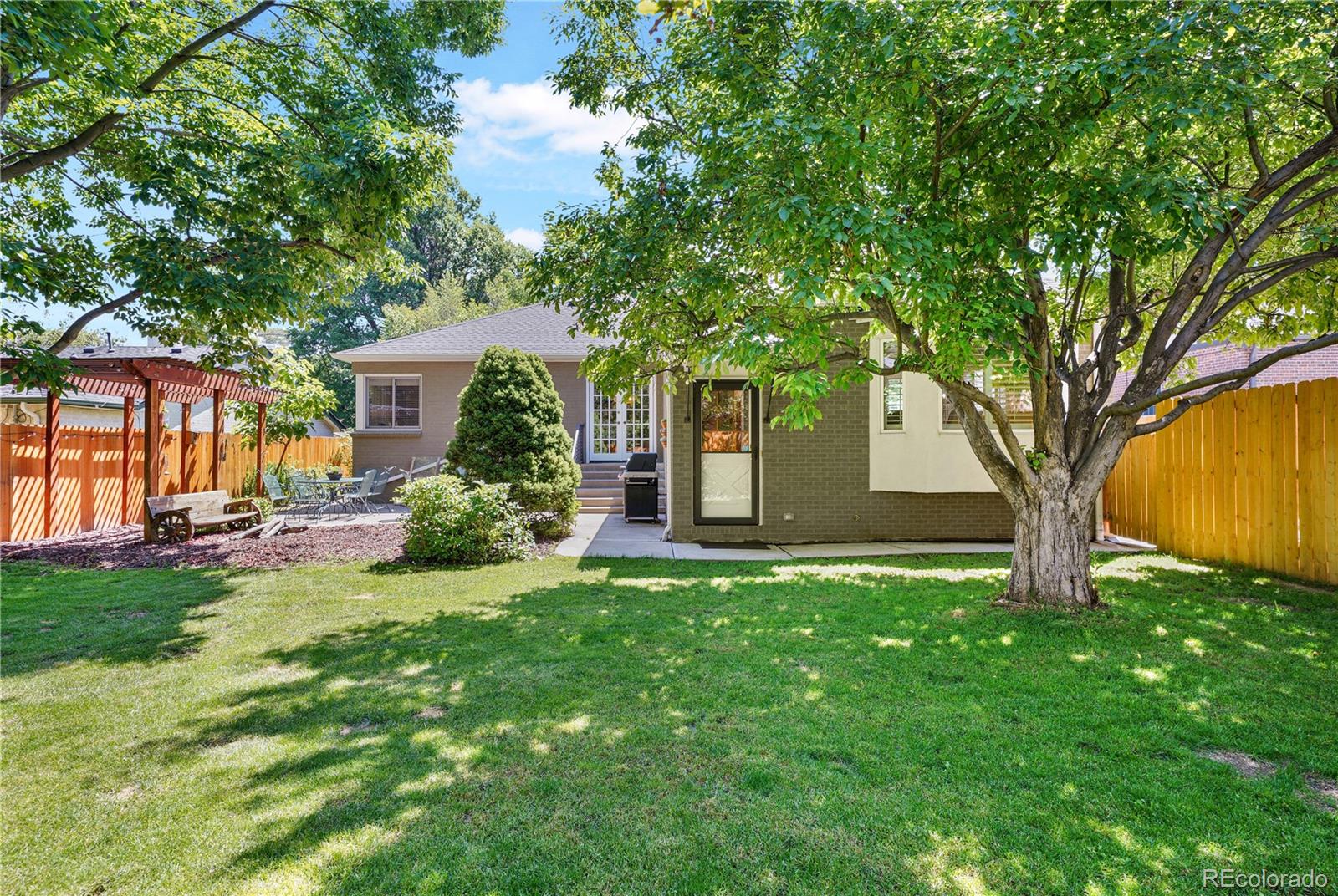 MLS Image #38 for 675  dahlia street,denver, Colorado