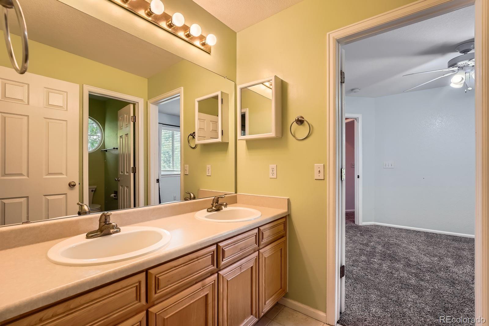 MLS Image #18 for 10089  wynwood way,highlands ranch, Colorado