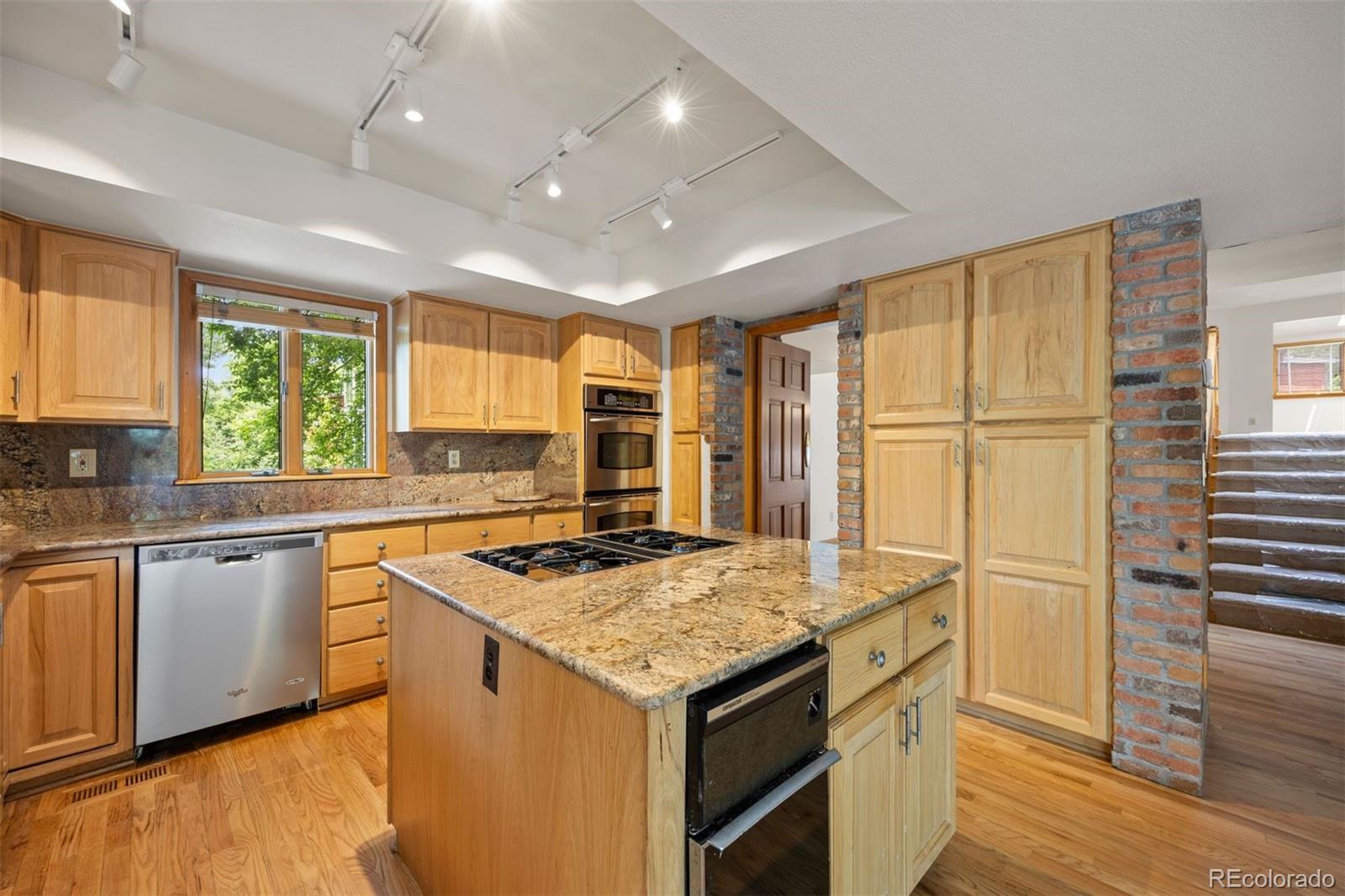 MLS Image #4 for 761  carr street,lakewood, Colorado