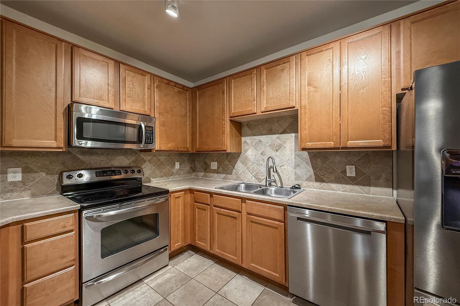 MLS Image #13 for 804  summer hawk drive,longmont, Colorado
