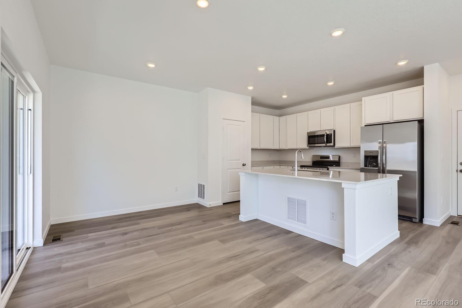 MLS Image #2 for 6770  juniper drive,thornton, Colorado