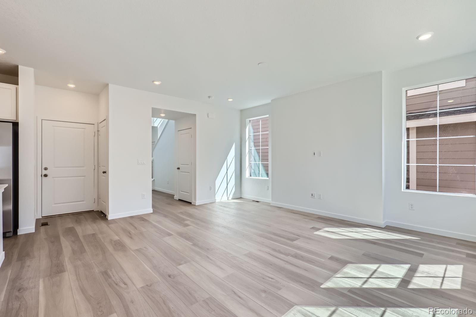 MLS Image #5 for 6770  juniper drive,thornton, Colorado
