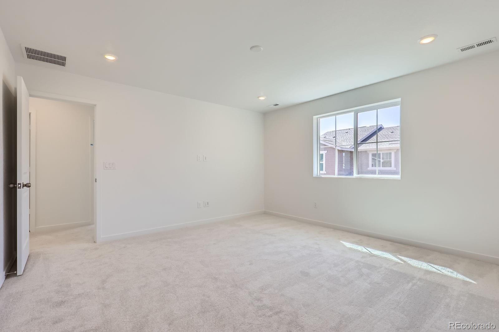 MLS Image #6 for 6770  juniper drive,thornton, Colorado