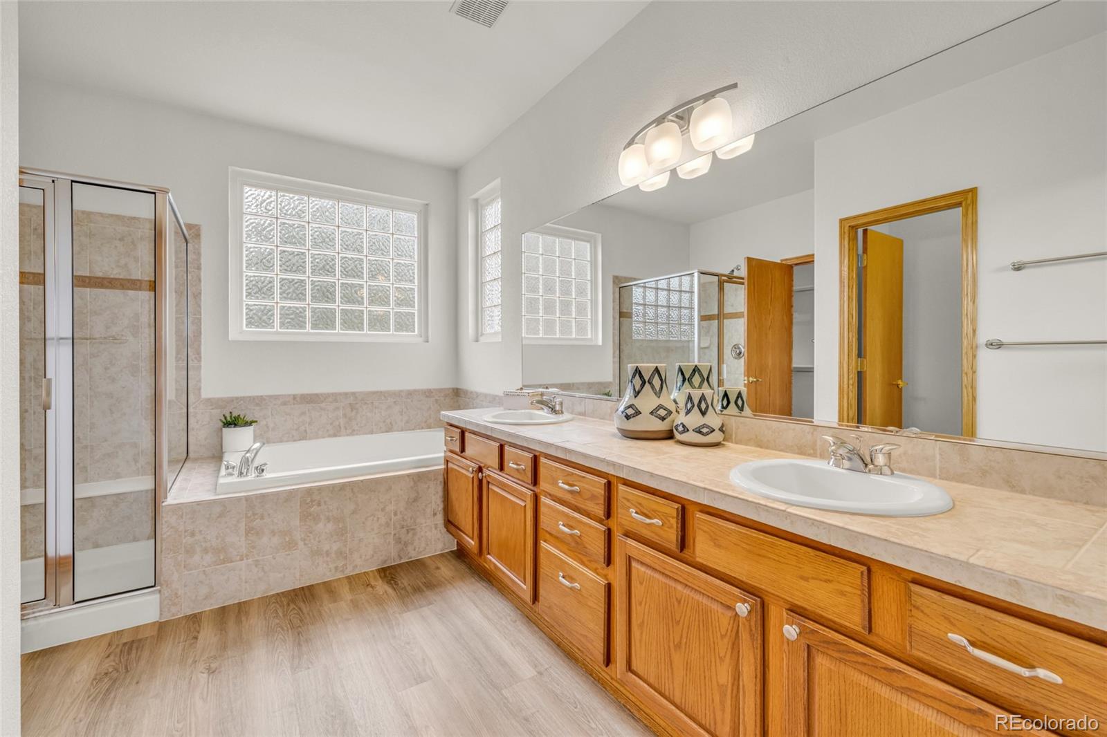 MLS Image #24 for 1100  columbine way,erie, Colorado