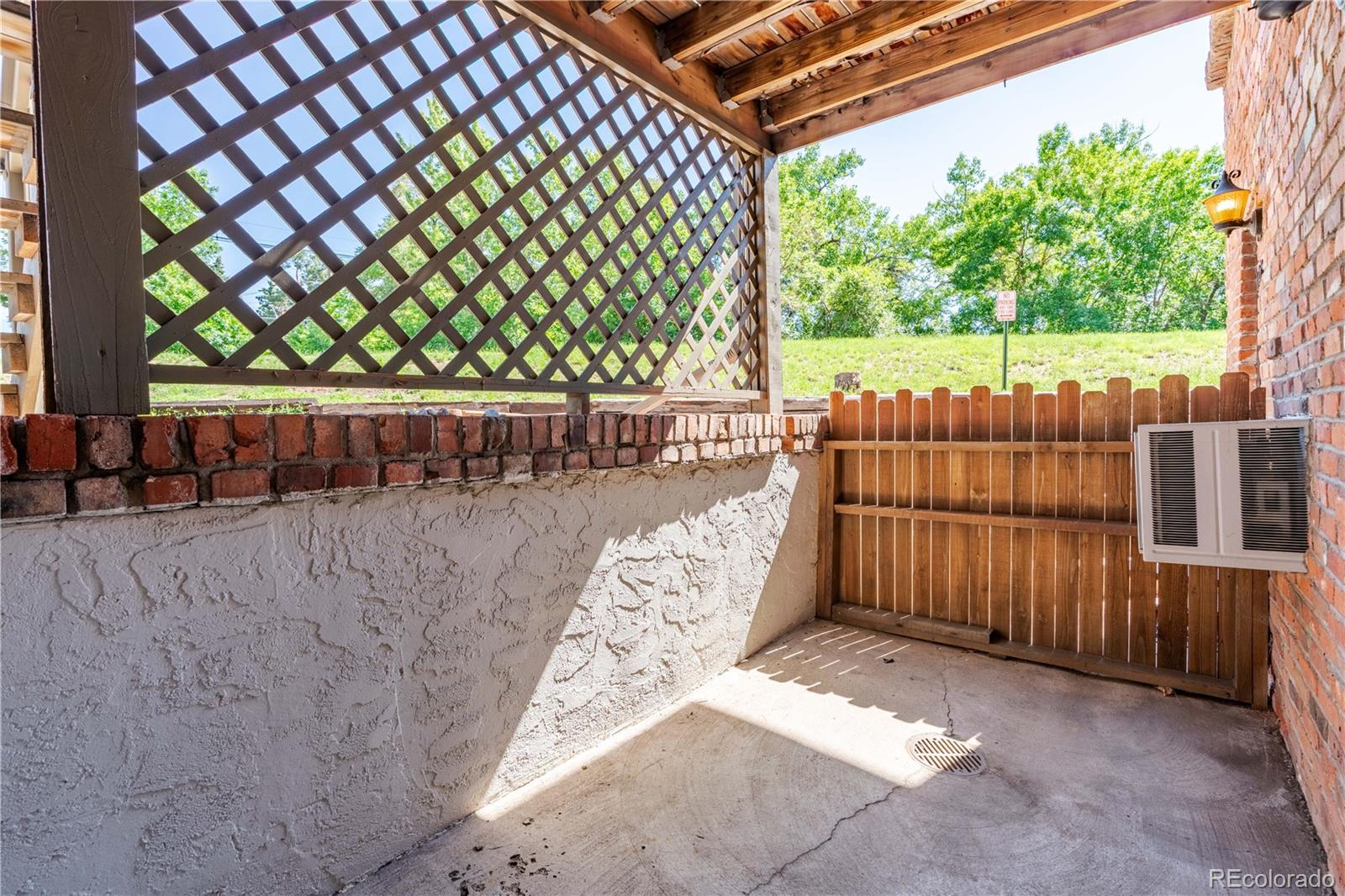 MLS Image #12 for 2700 s holly street,denver, Colorado