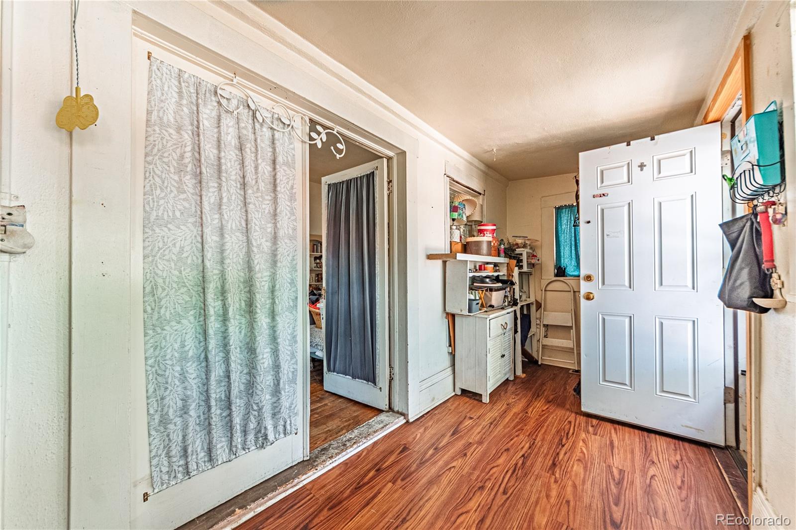 MLS Image #3 for 939  conejos street,colorado springs, Colorado