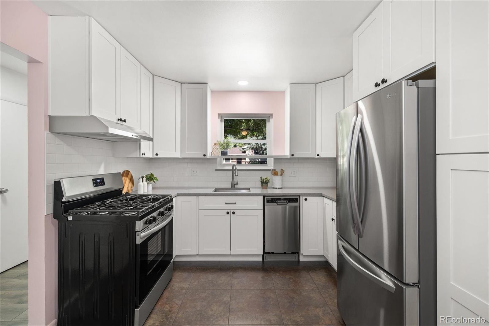 MLS Image #8 for 5193  zinnia street,arvada, Colorado
