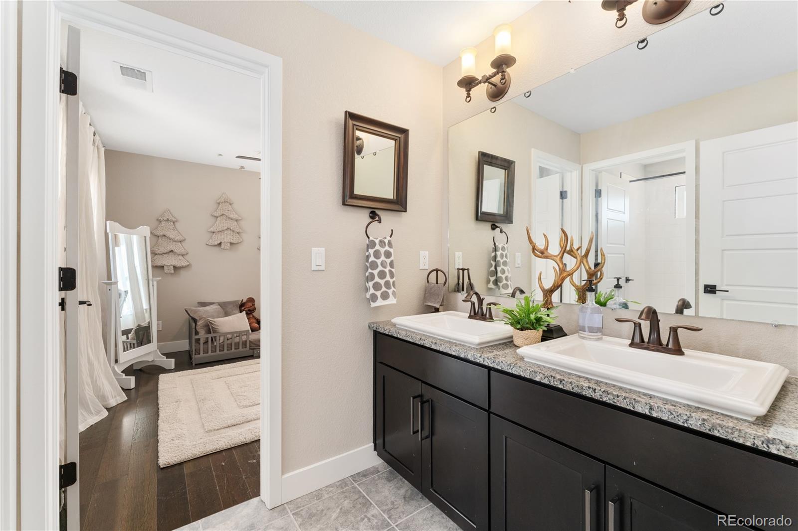 MLS Image #19 for 19429 w 88th drive,arvada, Colorado