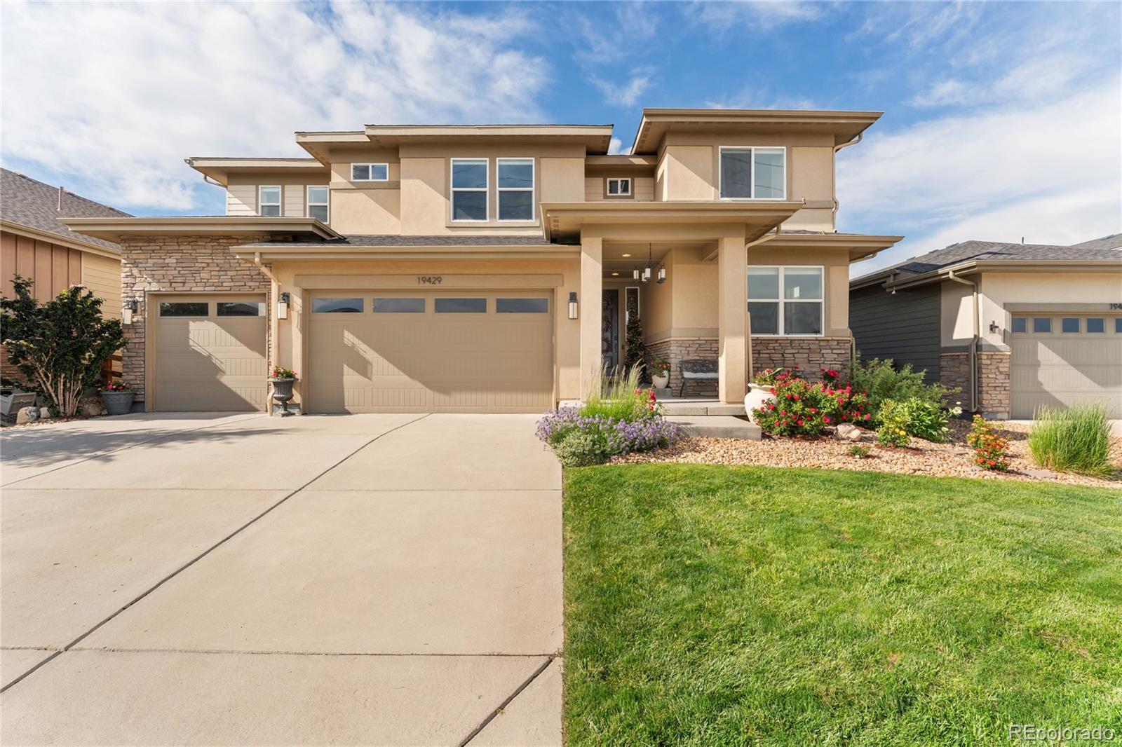 MLS Image #2 for 19429 w 88th drive,arvada, Colorado