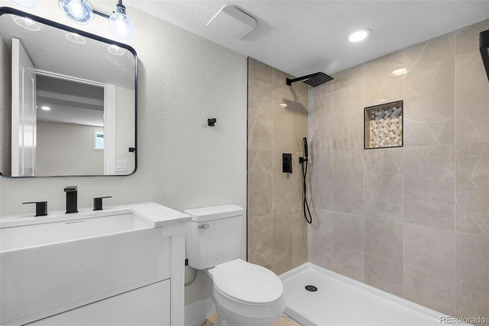 MLS Image #11 for 11877  keough drive,northglenn, Colorado
