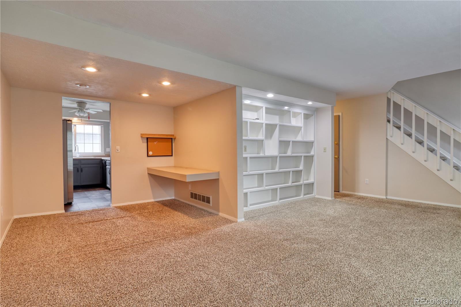 MLS Image #27 for 10320 e jewell avenue,aurora, Colorado