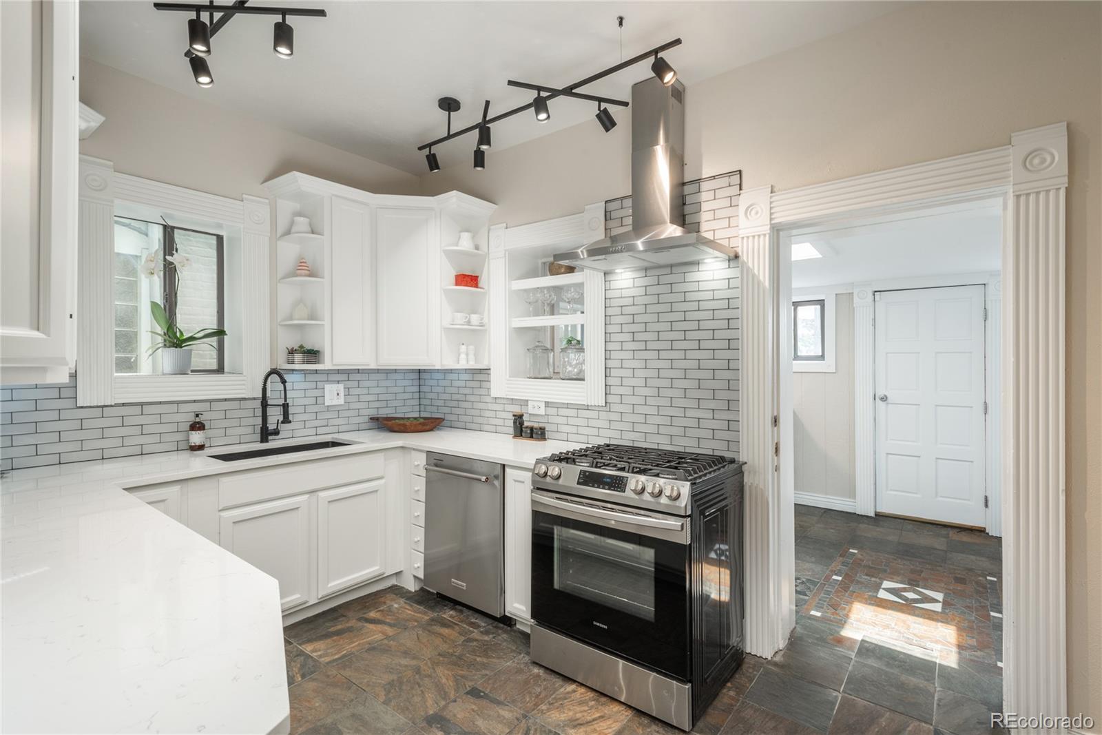 MLS Image #41 for 616 w 1st avenue,denver, Colorado