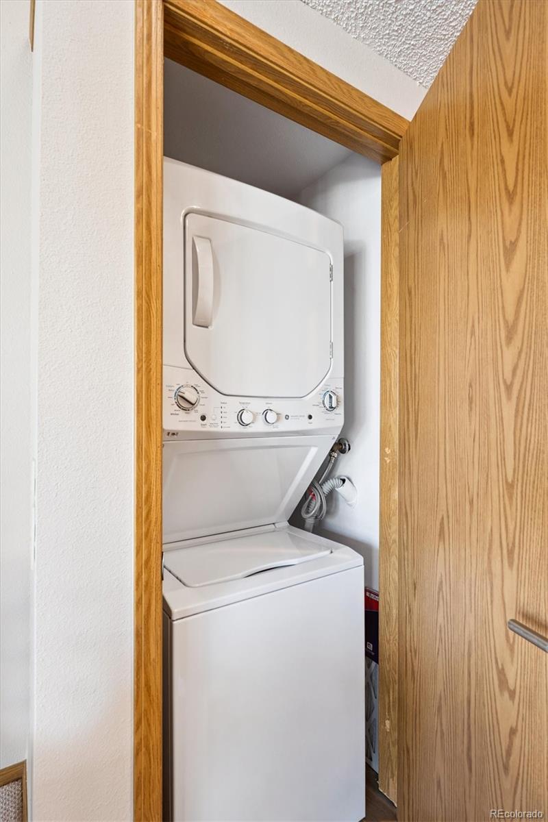 MLS Image #13 for 5250 s huron way,littleton, Colorado