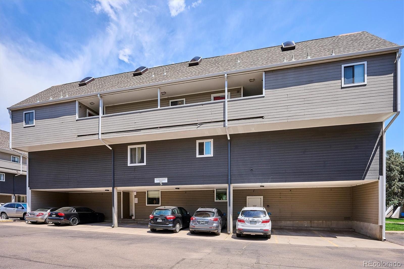 MLS Image #17 for 5250 s huron way,littleton, Colorado