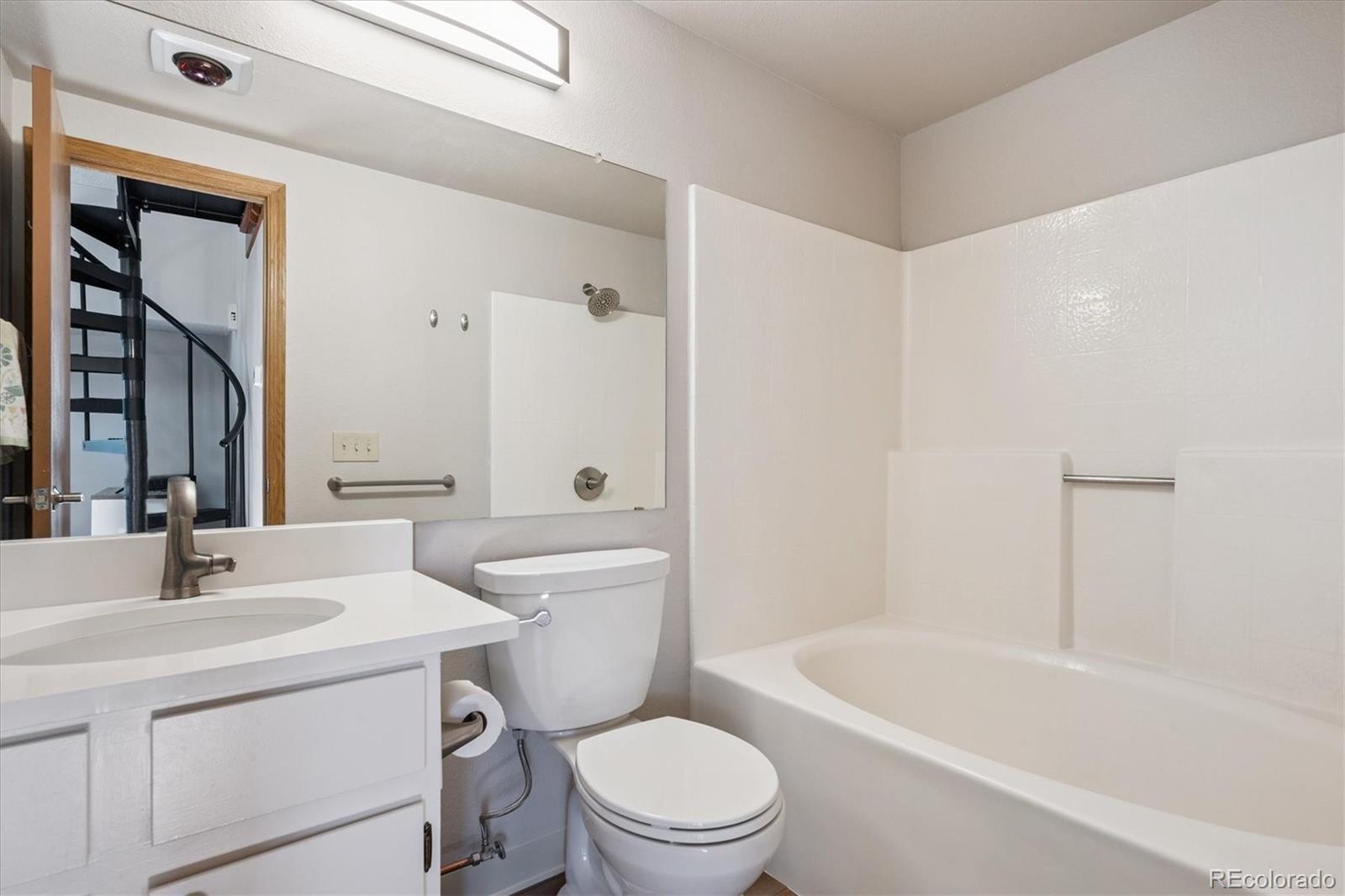 MLS Image #8 for 5250 s huron way,littleton, Colorado