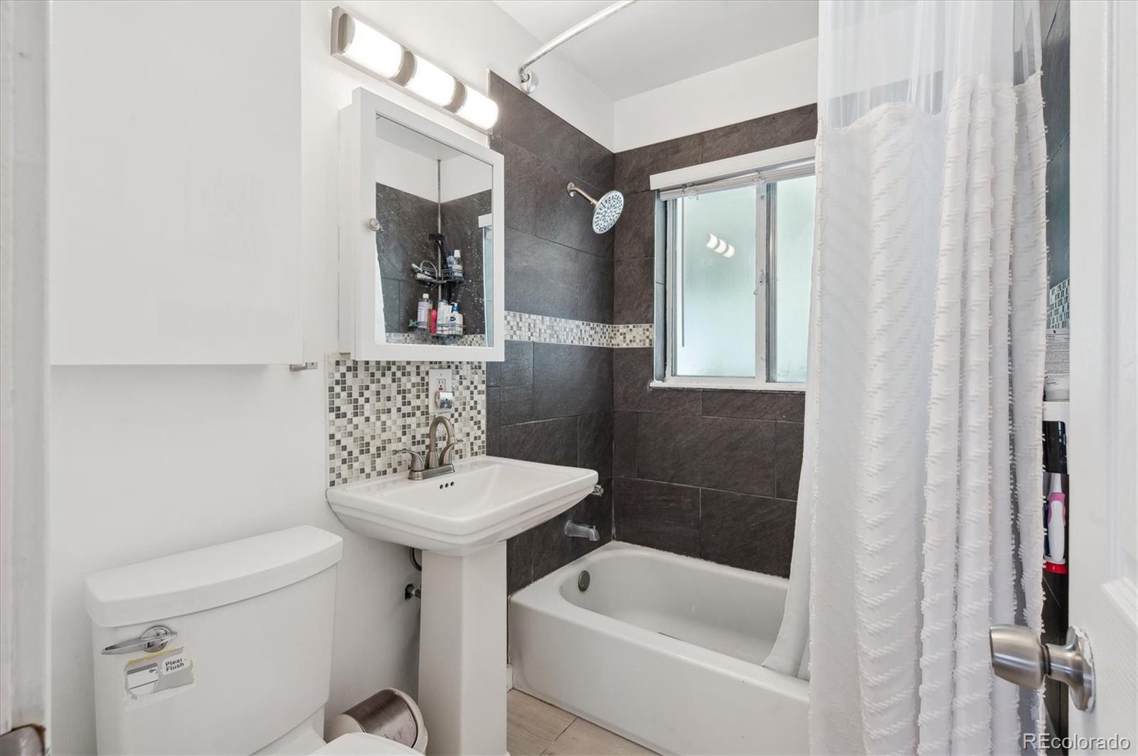 MLS Image #15 for 1817 s perry way,denver, Colorado