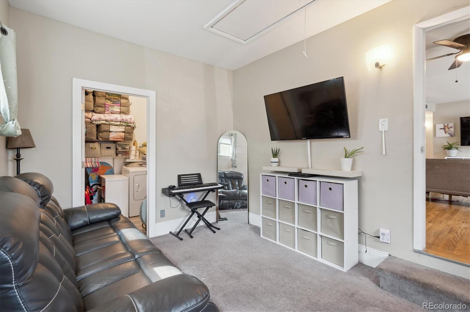 MLS Image #18 for 1817 s perry way,denver, Colorado